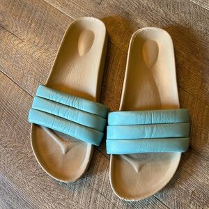 Beatrice Valenzuela Warmest Blue Classic Sandalia, size 9